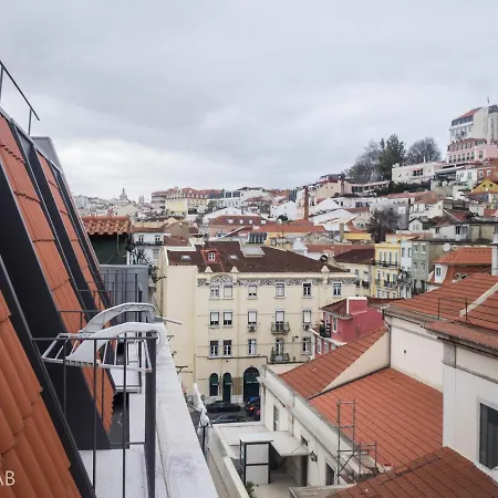 Carvalho - Penthouse - In Center
